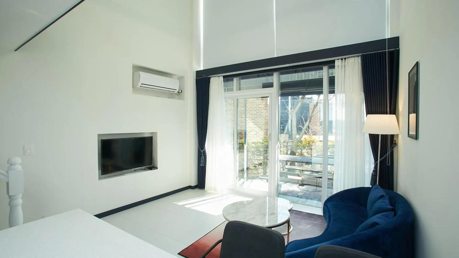 Whity Pension Incheon