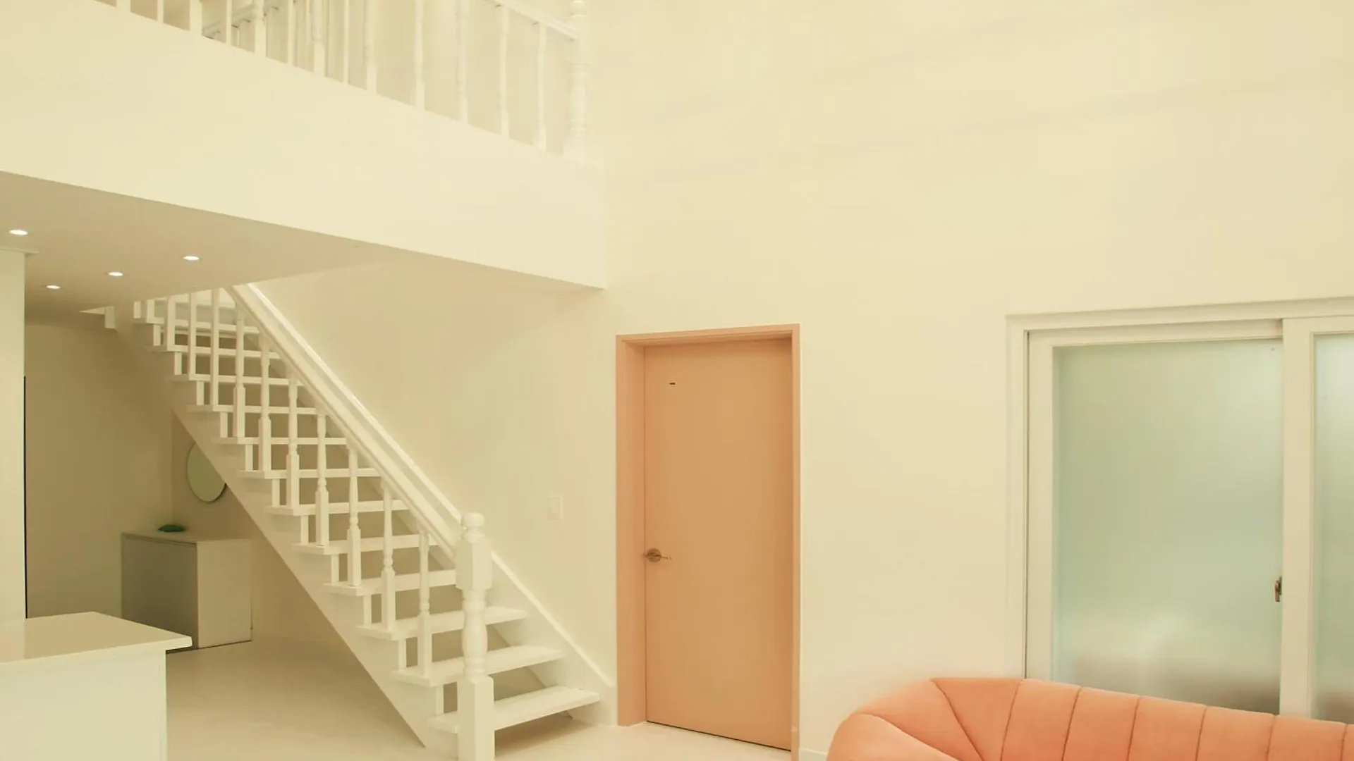 Whity Pension Incheon Guest house