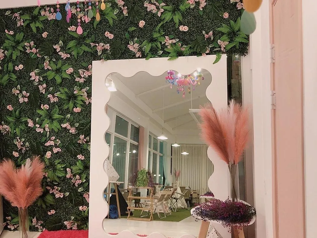 Whity Pension Incheon 3*,  Korsel