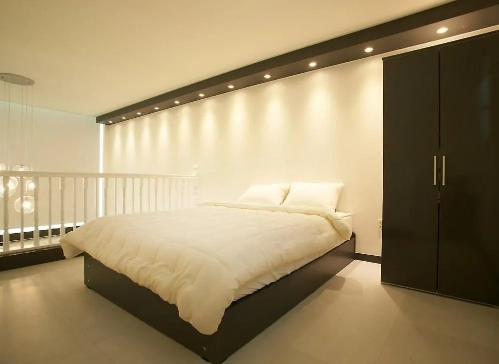 Whity Pension Incheon