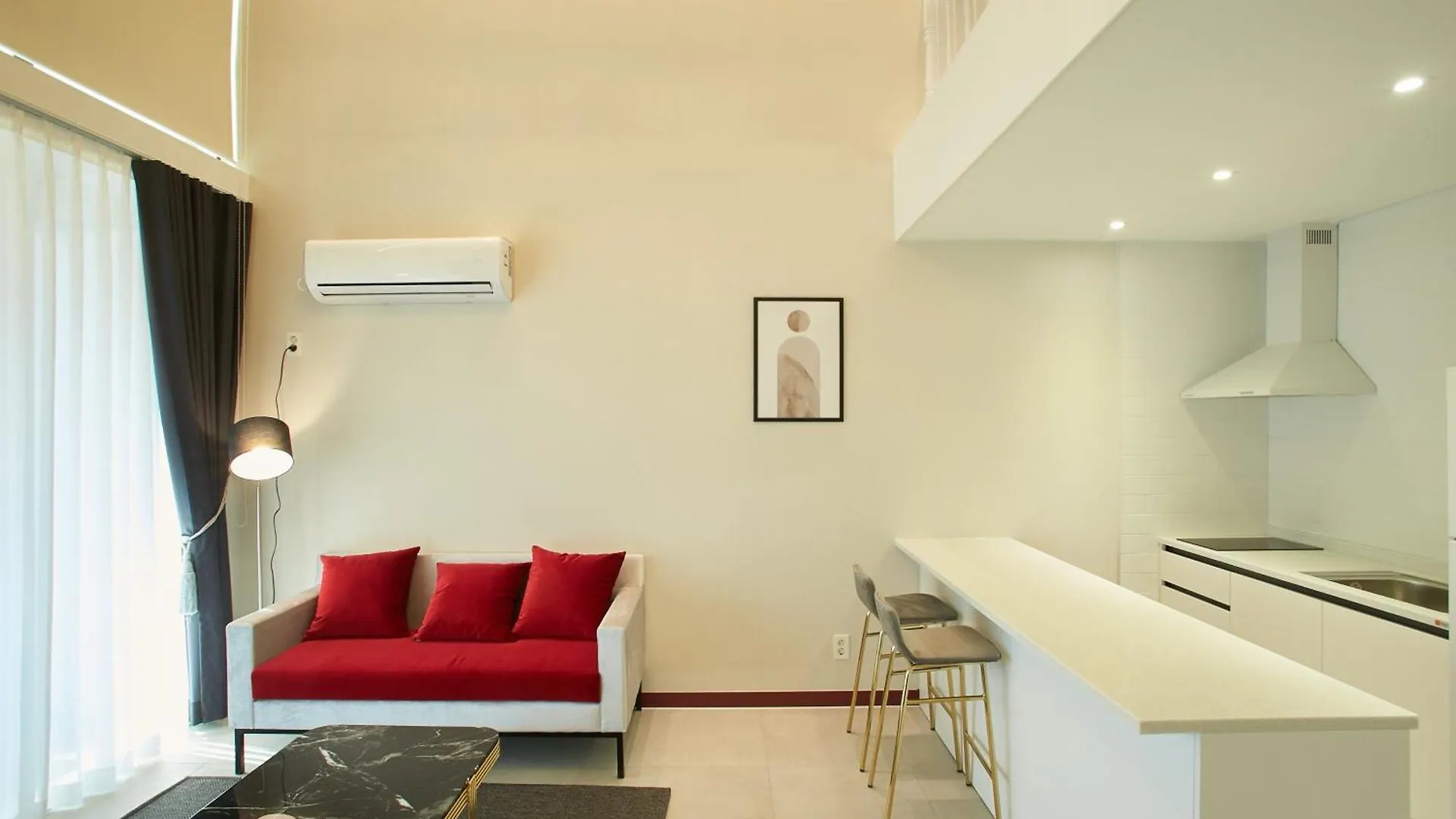 Whity Pension Incheon