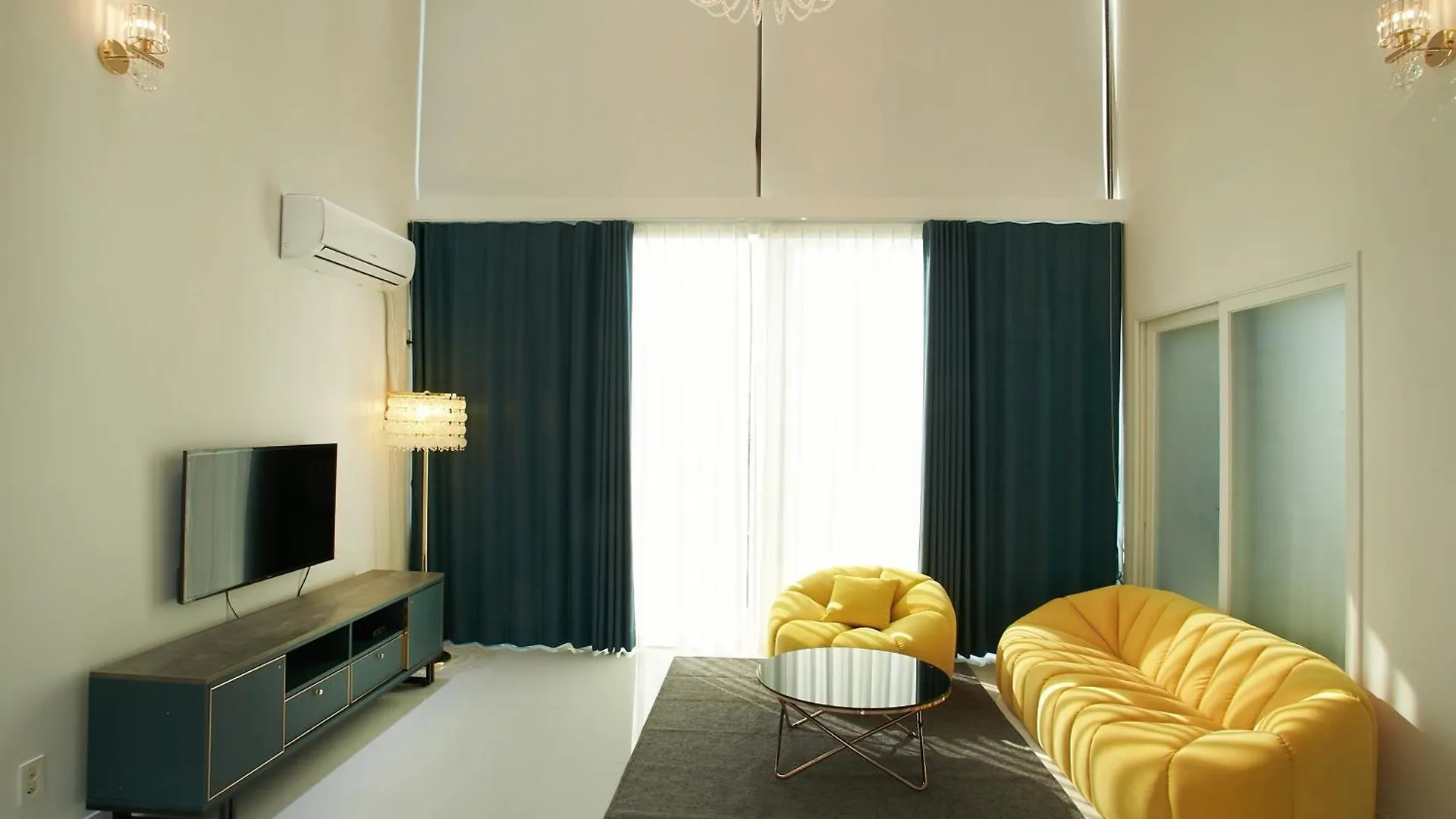 Whity Pension Incheon 3*,  Korsel