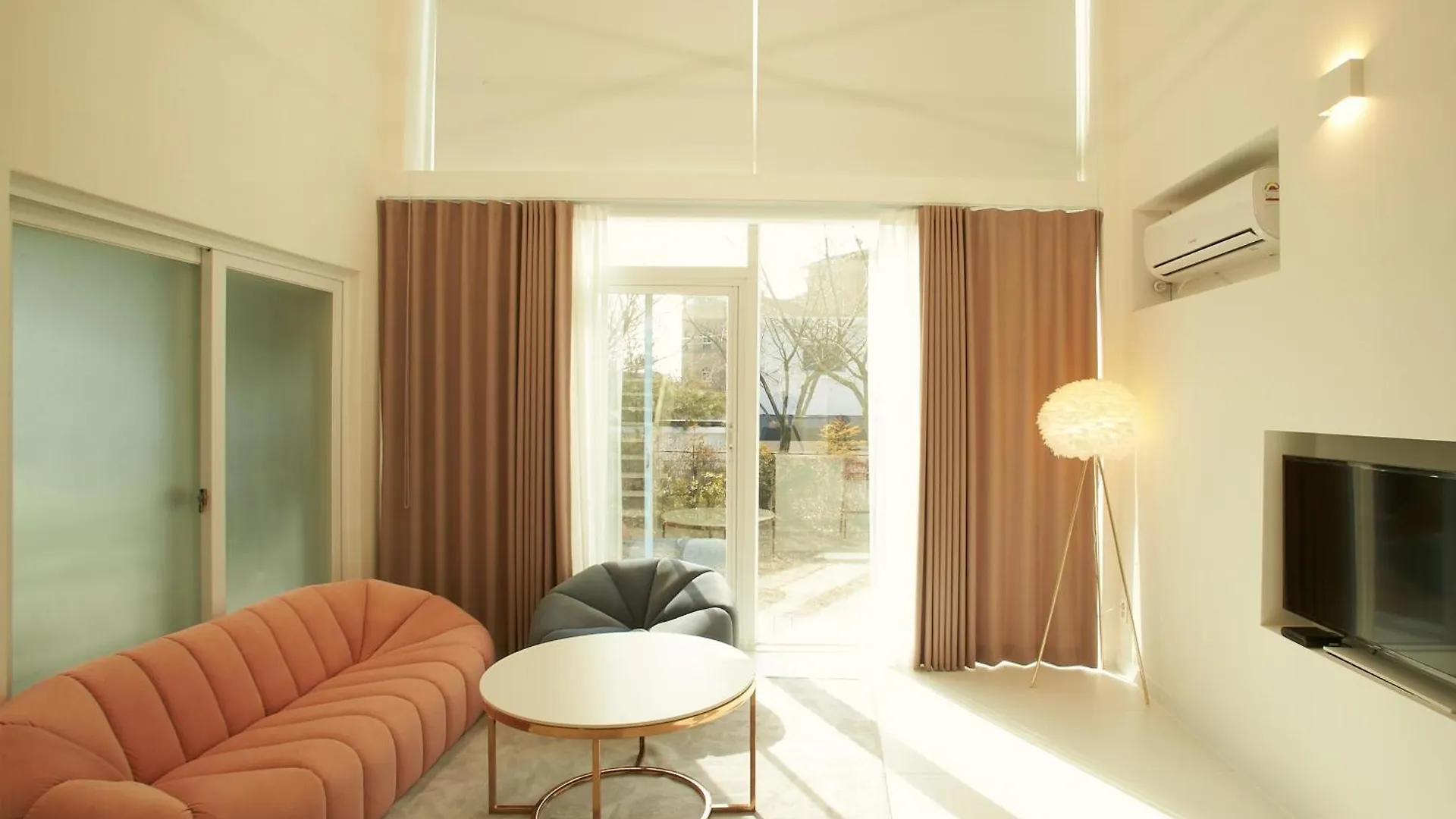 Whity Pension Incheon Guest house